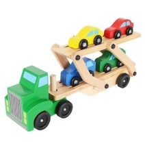Medinis sunkvežimis - vilkikas su automobiliais