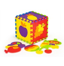 Spalvingas kilimėlis-dėlionė 148x119 cm.