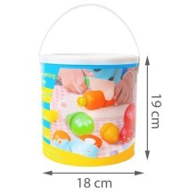 Mediniai pjaustomi produktai kibirėlyje