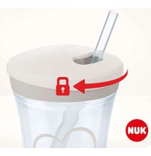 NUK gertuvė su spalvos keitimo efektu ir šiaudeliu
