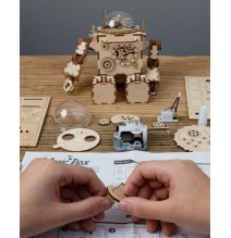 Muzikinis medinis 3D konstruktorius Robotas